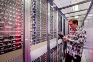 IONOS-data-center-server-room-3
